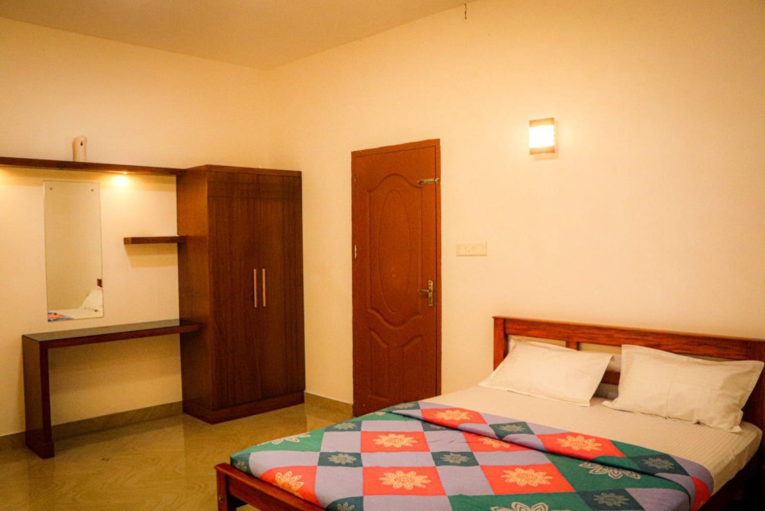 Nest Resorts Athirappilly Exterior foto